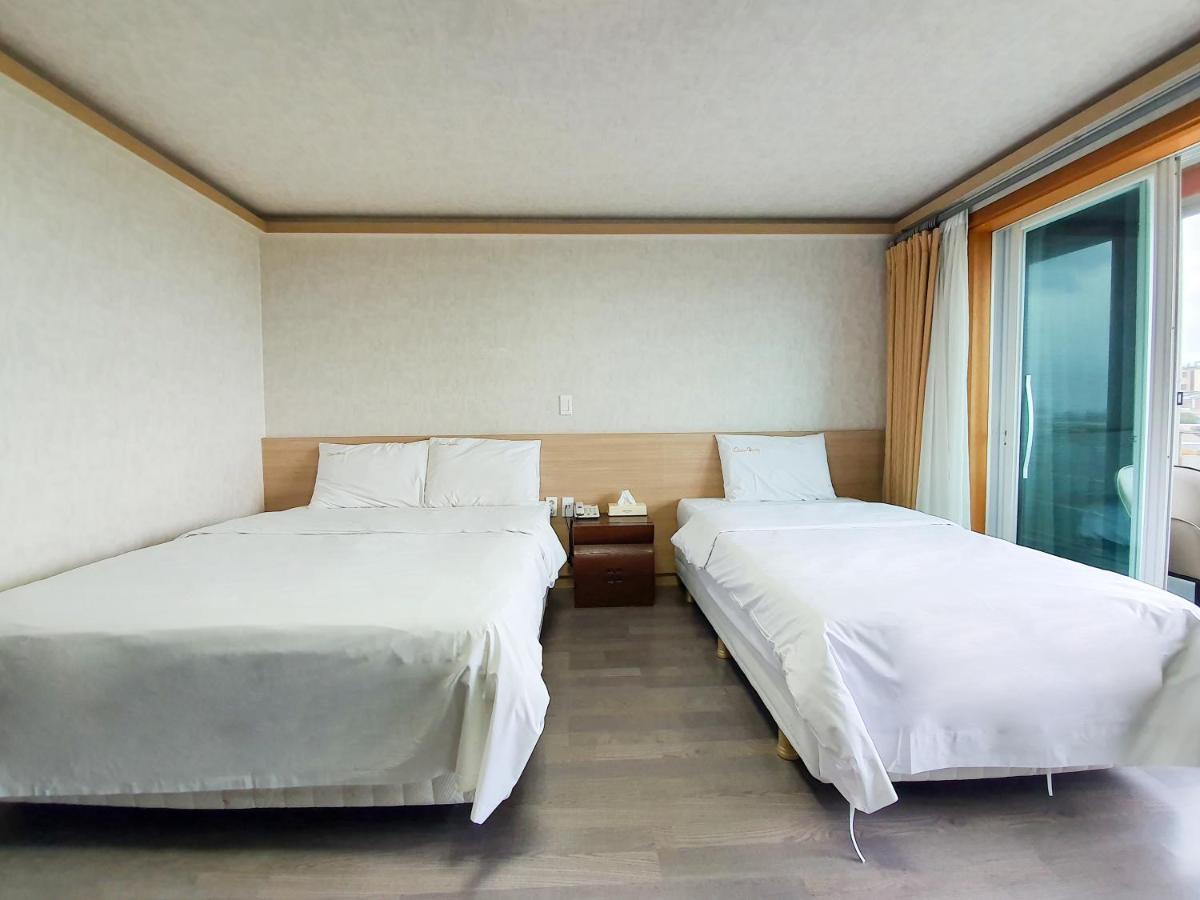 Jeju Ocean Family Hotel Zewnętrze zdjęcie